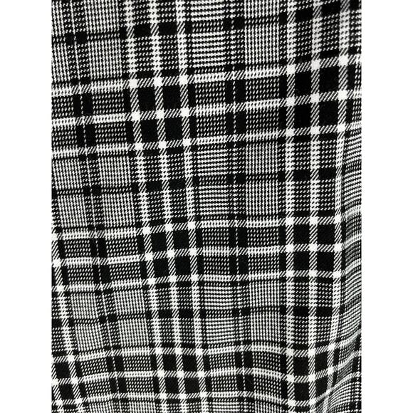 Hot Topic Womens Size Large L Black and White Plaid High Rise Pants 30"W x 28"I - Picture 6 of 16